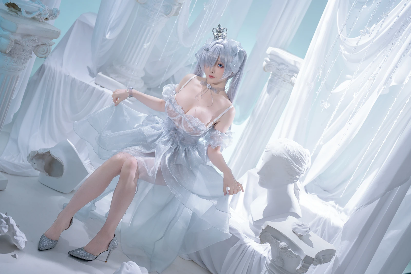 Coser小姐姐星之迟迟---NIKKE-灰姑娘-[37P-169MB]-3.webp